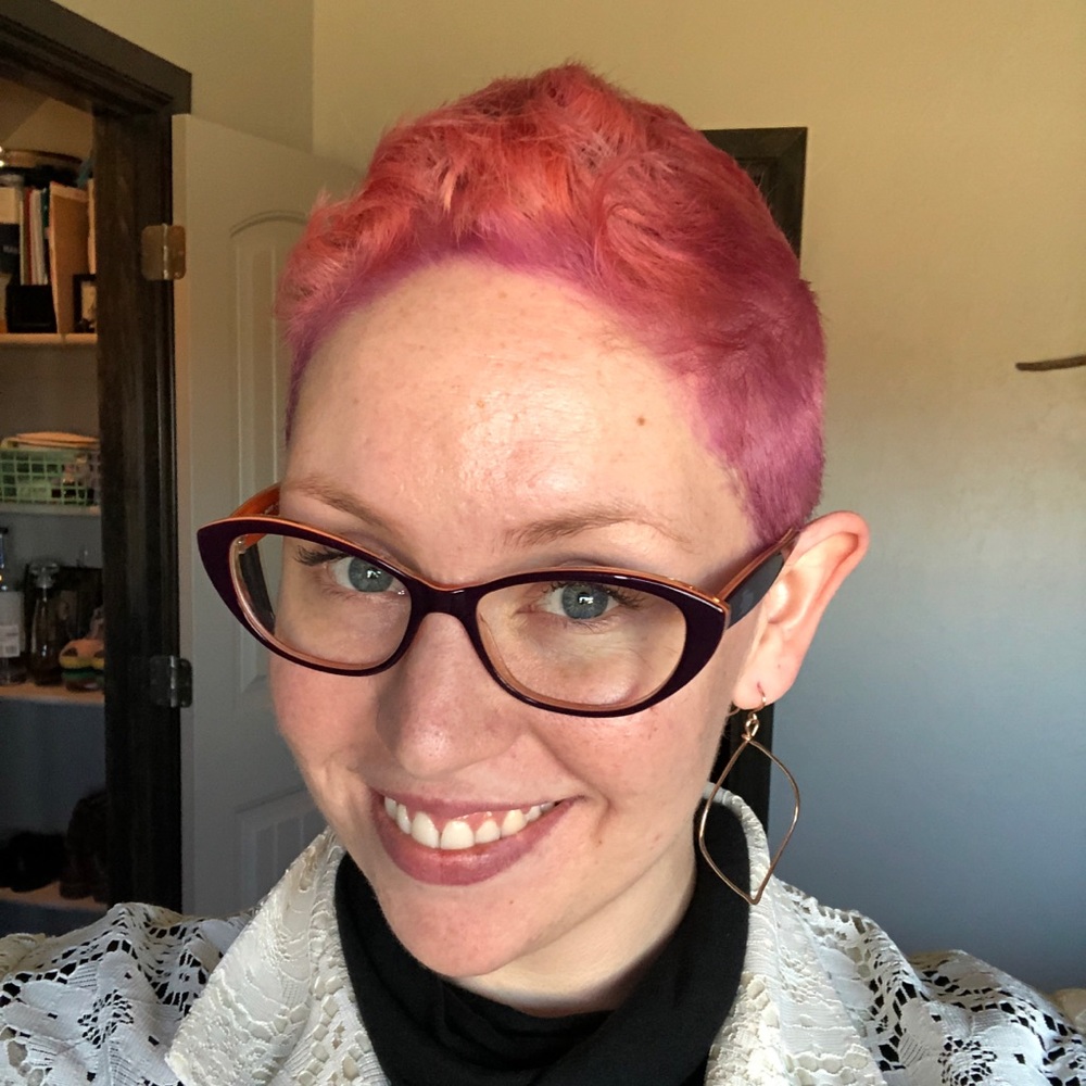 Meet your Posher, Anna